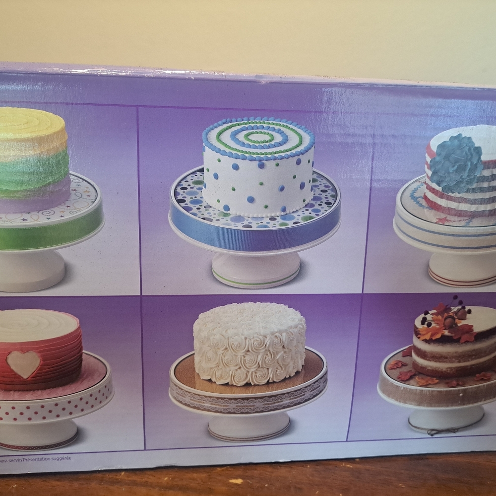 BNIB Wilton Display Your Way cake stand - Picture 3 of 5